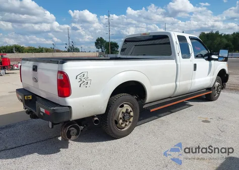 2012 Ford F-250 Xl z USA, uszkodzony, nr VIN 1FT7X2B62CEC58695